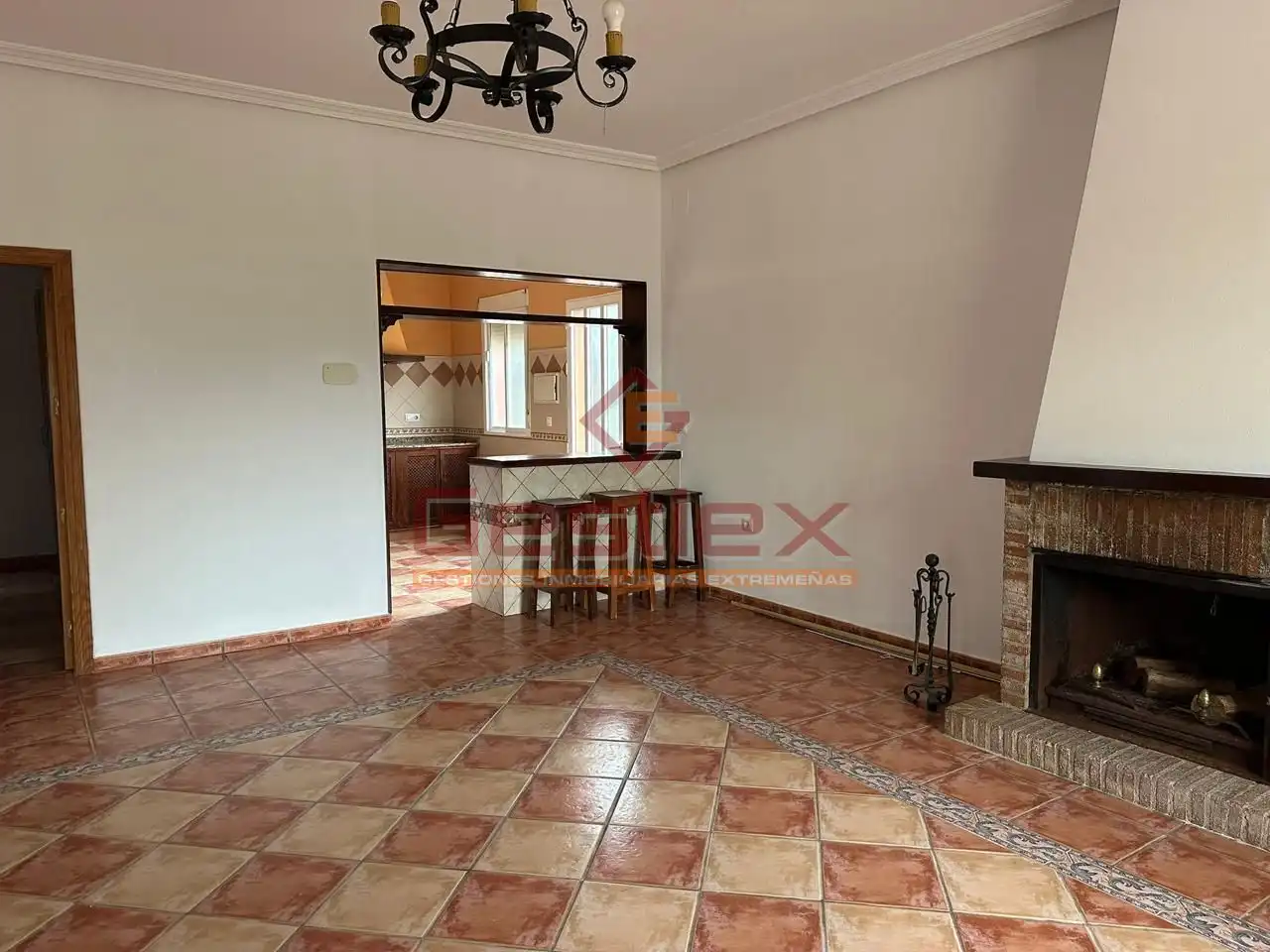Casa amb piscina en venda a Almendralejo, imagen 5