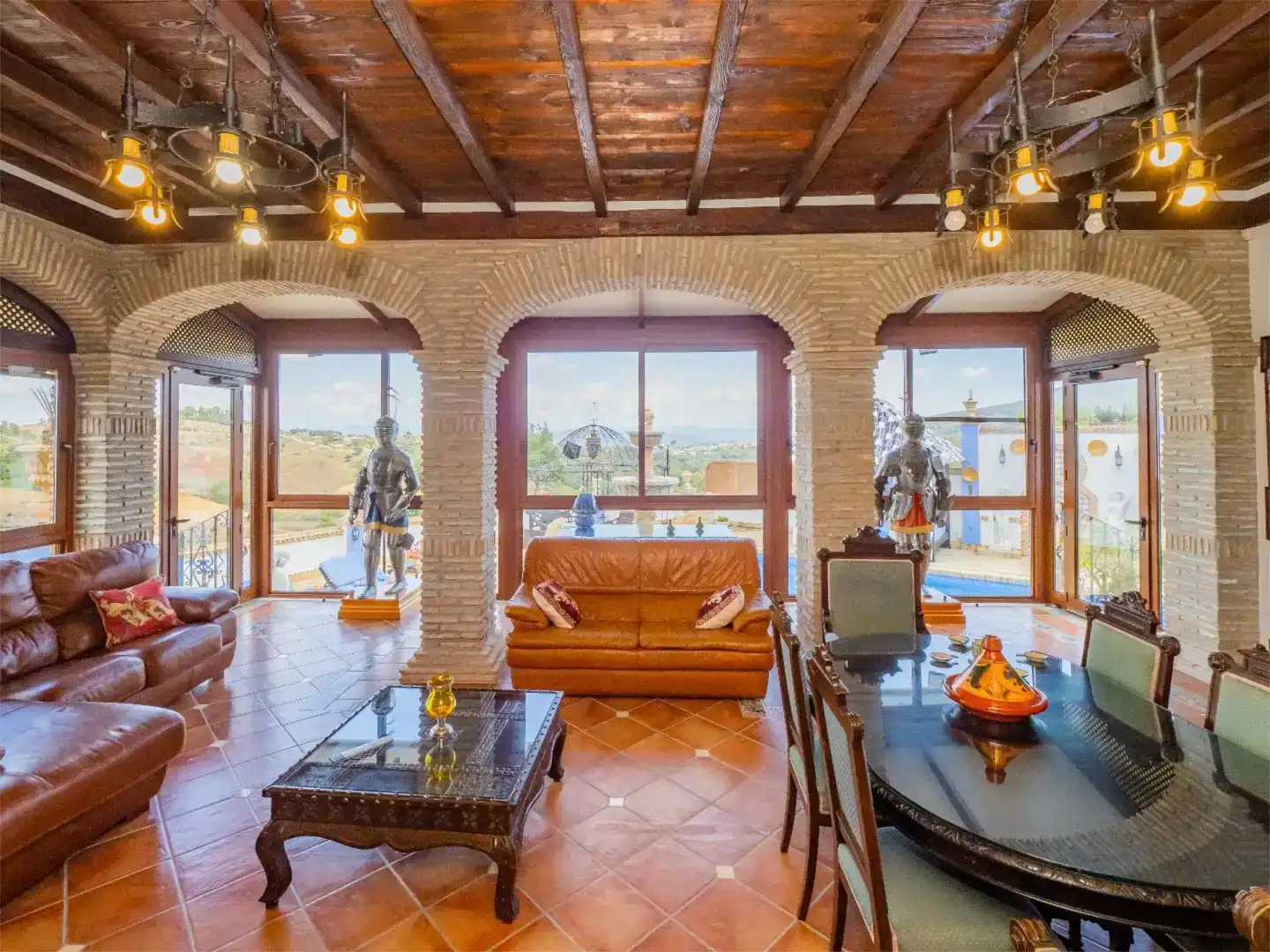 Country house zum Verkauf in Alhaurín El Grande mit Klimaanlage, Schwimmbad und Balkon