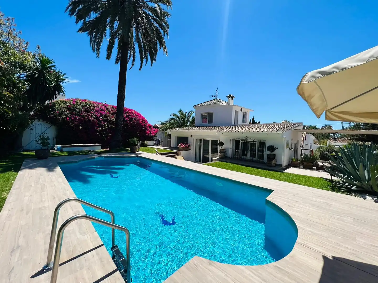 Casa o xalet de lloguer a FLORES LAS, 22, Bello Horizonte - Lindasol