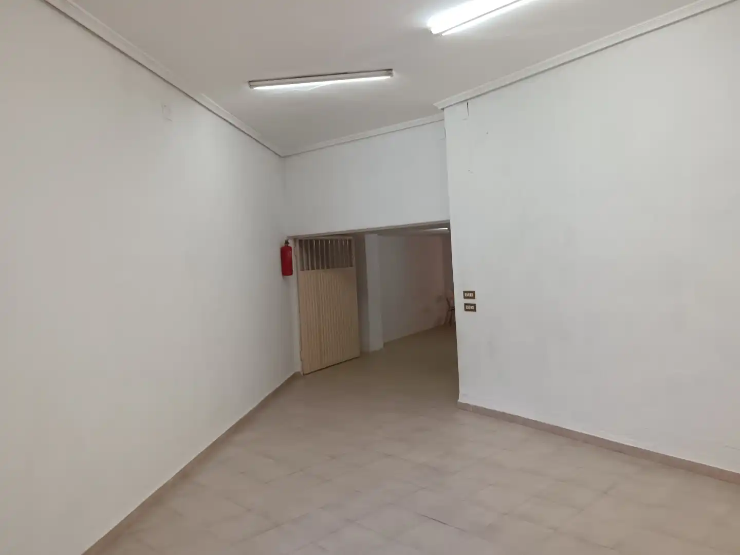 Local comercial de lloguer a Avenida Alemania-Italia, imagen 7