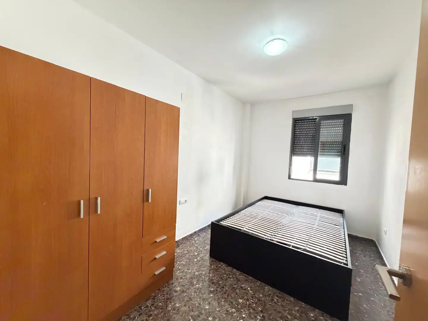 Habitación de Piso de alquiler en Carlet con Aire acondicionado, Calefacción y Horno
