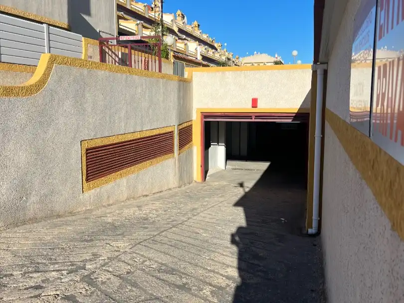 Individuel à vendre à Calle de la Garza 12, imagen 2