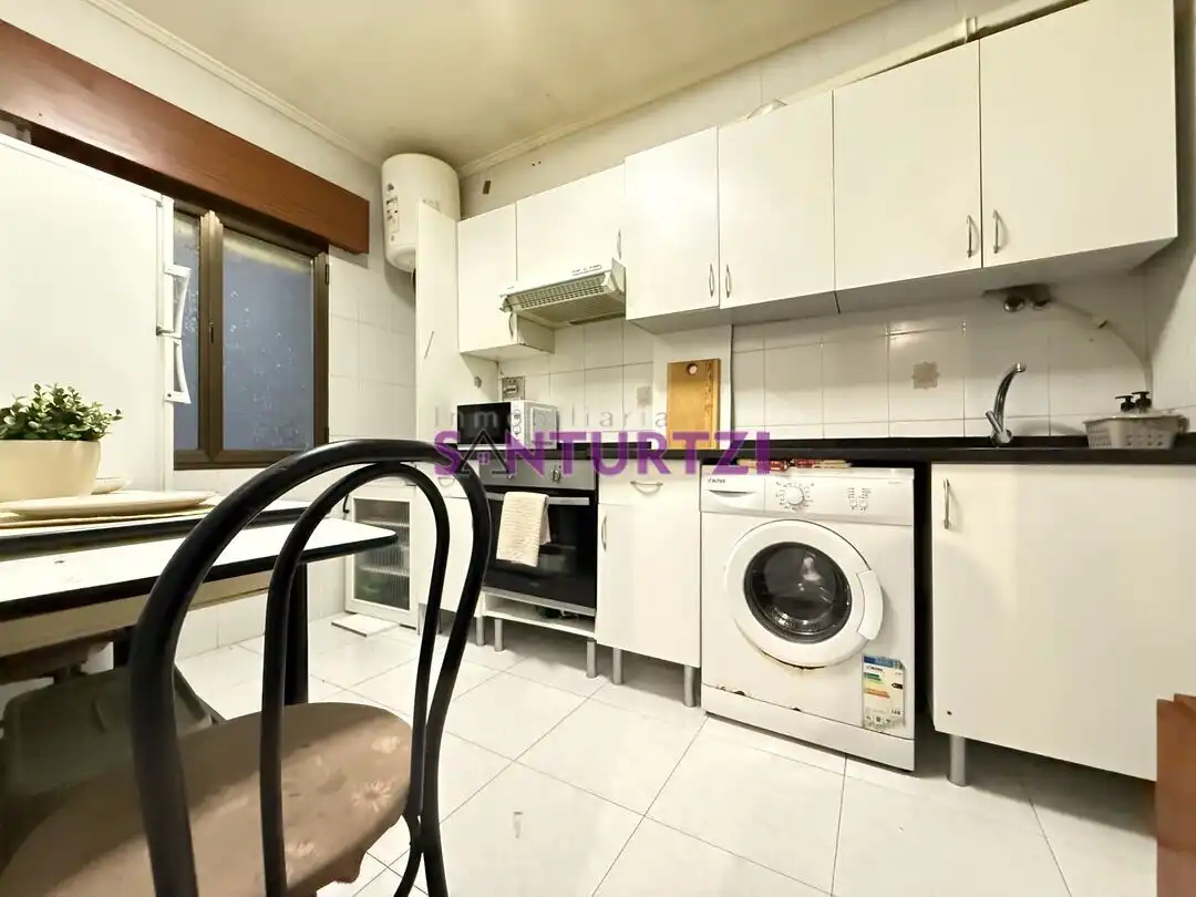 Küche von Wohnung zum Verkauf in Santurtzi  mit Heizung