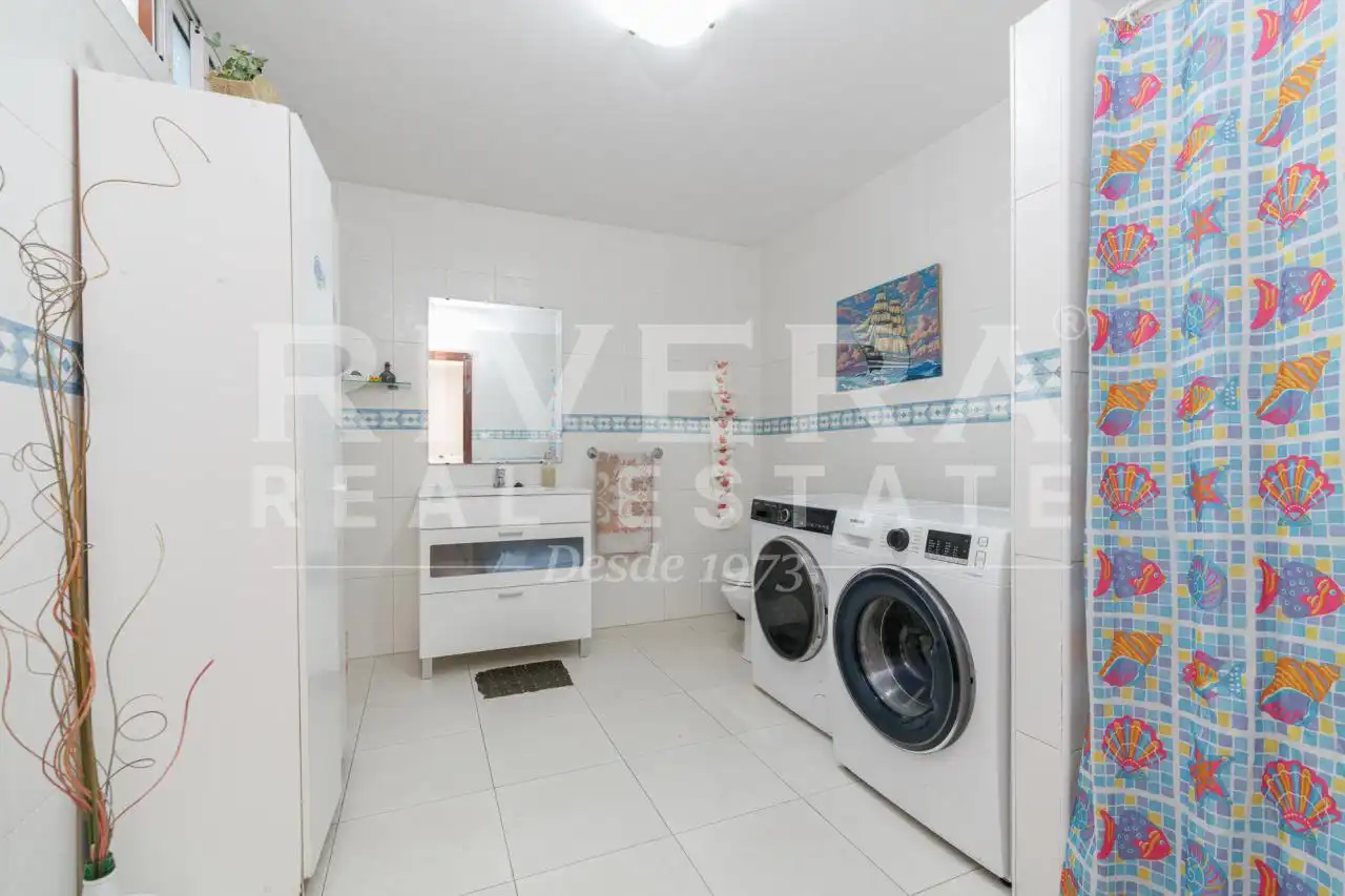 Baño de Casa o chalet en venta en Vigo  con Calefacción, Jardín privado y Parquet