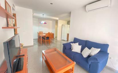 Living room of Flat for sale in Carlet  with Air Conditioner, Terrace and Storage room