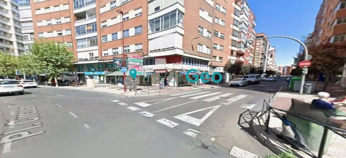 Vista exterior de Local en traspaso en Valladolid con Aire acondicionado, Calefacción y Terraza