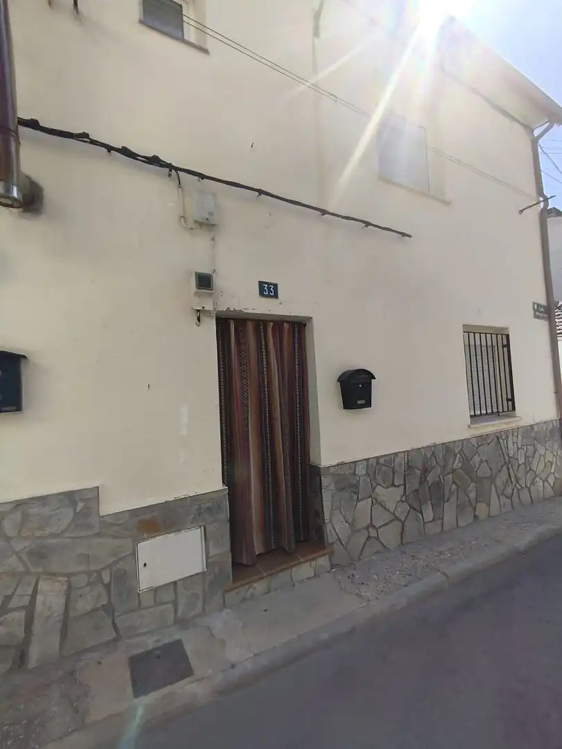 Vista exterior de Casa o chalet en venta en Campo Real con Calefacción y Amueblado