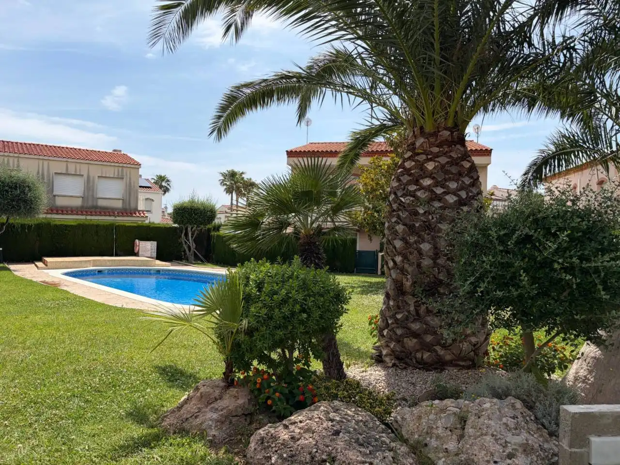 Piscina de Casa o xalet en venda en Mont-roig del Camp amb Aire condicionat, Calefacció i Terrassa