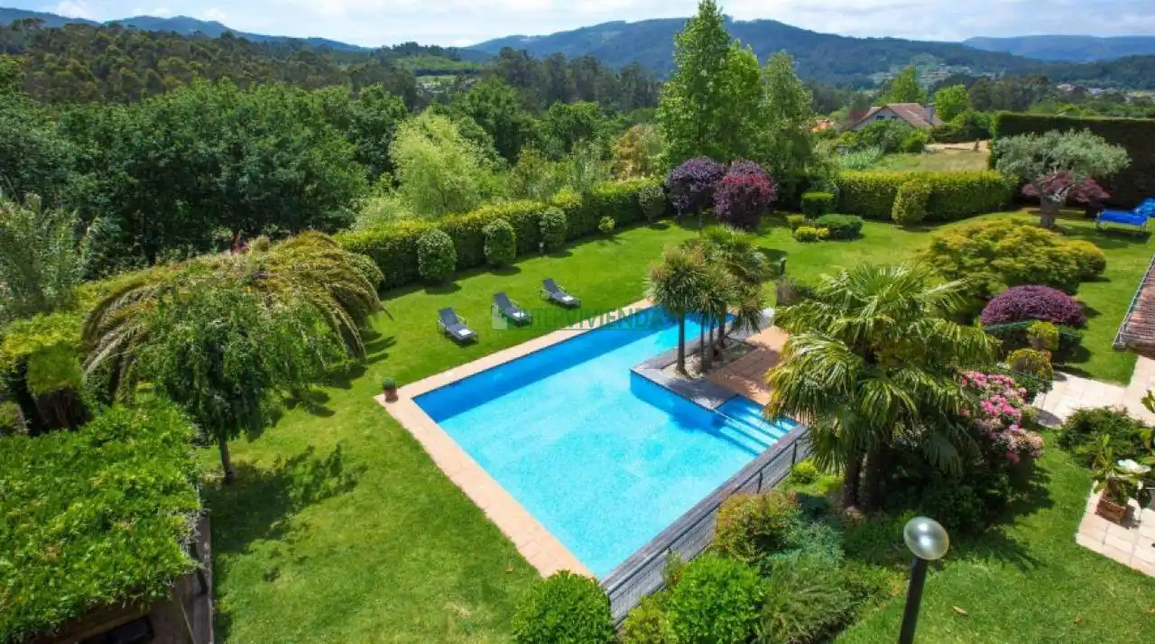 Piscina de Casa o xalet de lloguer en Gondomar amb Calefacció, Jardí privat i Piscina