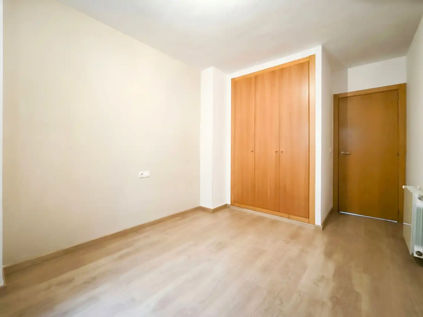 Bedroom of Flat for sale in Plaza Xúquer