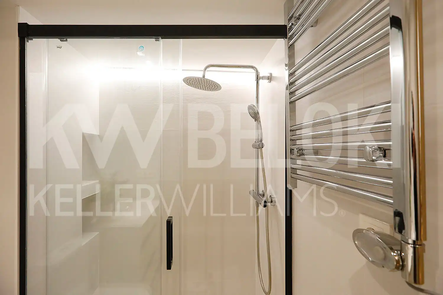 Bathroom of Flat for sale in Errenteria  with Heating and Balcony