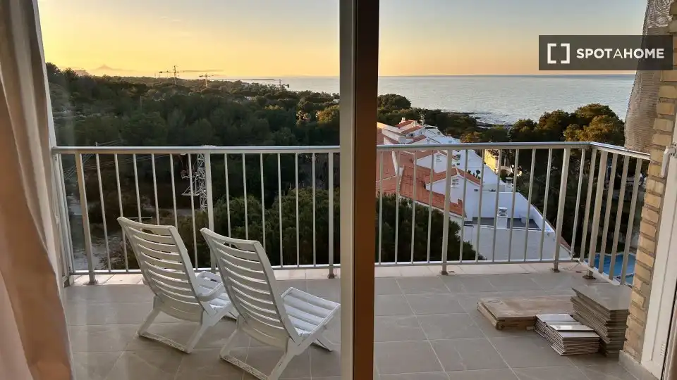 Terrassa de Apartament per a compartir en Dénia amb Aire condicionat, Calefacció i Terrassa