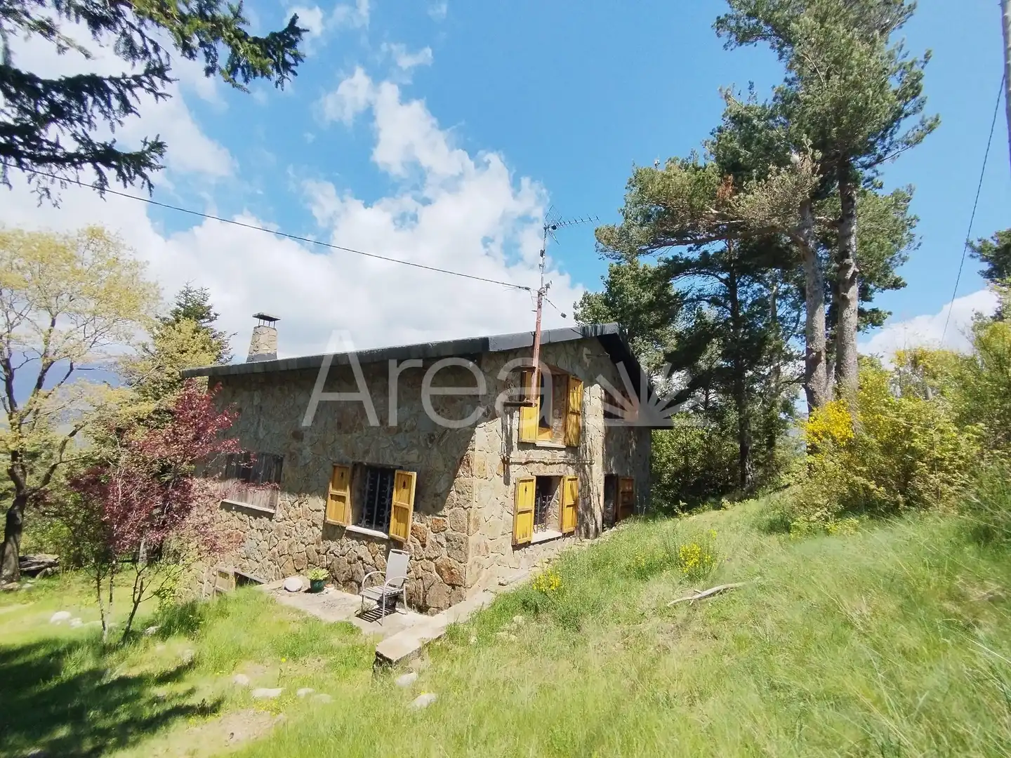Vista exterior de Casa o chalet en venta en Campelles con Jardín privado, Terraza y Trastero
