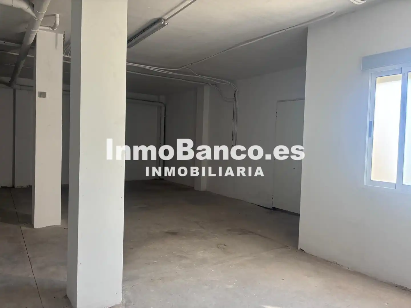 Houses for sale in Montserrat  with Private garden and Terrace
