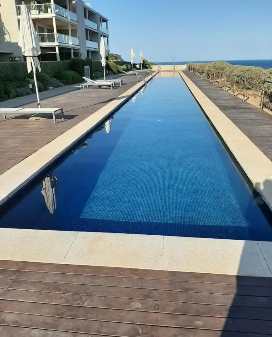 Schwimmbecken von Erdgeschoss zur Miete in Santanyí mit Klimaanlage, Privatgarten und Terrasse