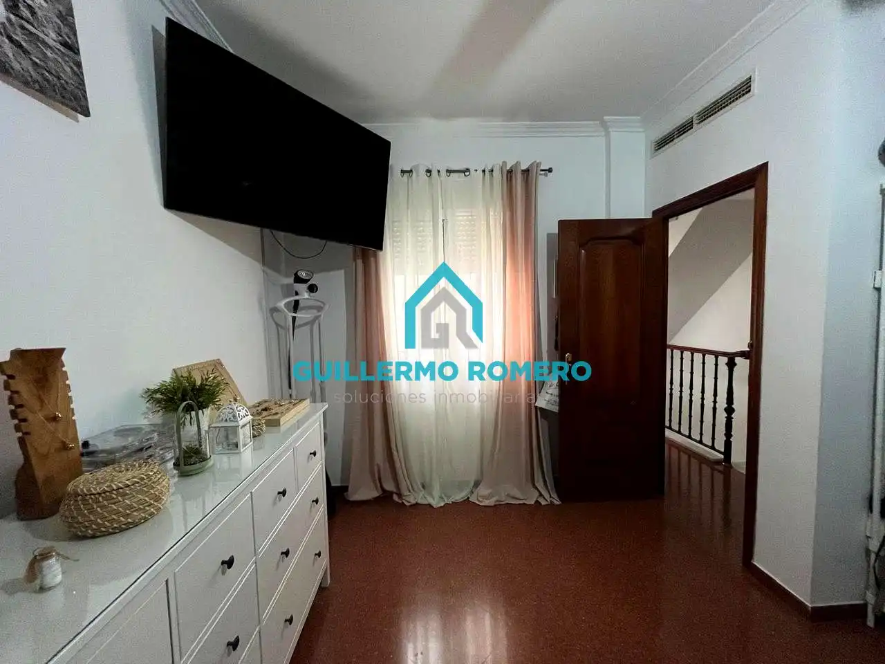 Houses for sale in La Puebla del Río  with Air Conditioner