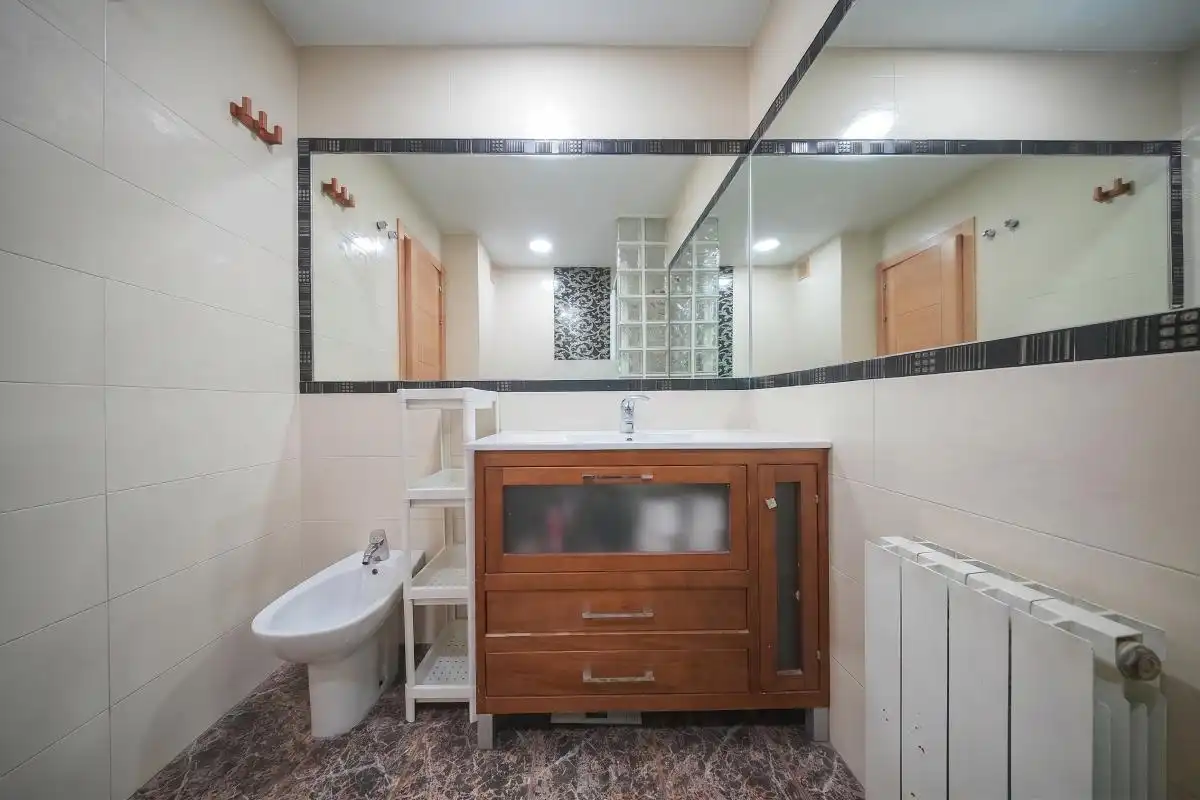 Baño de Piso en venta en Madrid con Aire acondicionado, Calefacción y Terraza