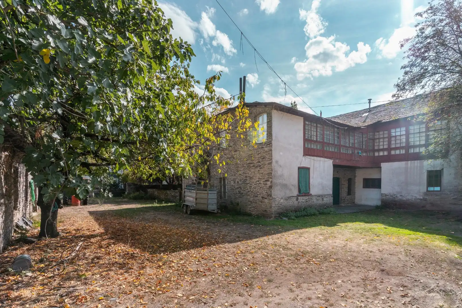 Vista exterior de Casa o chalet en venta en Palacios del Sil con Jardín privado