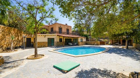 SE VENDE CHALET EN PECHINA