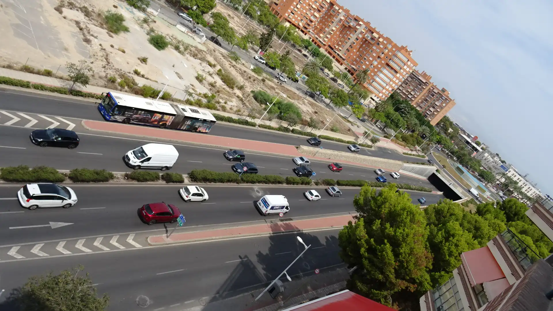 Vista exterior de Piso en venta en Alicante / Alacant con Aire acondicionado, Calefacción y Parquet