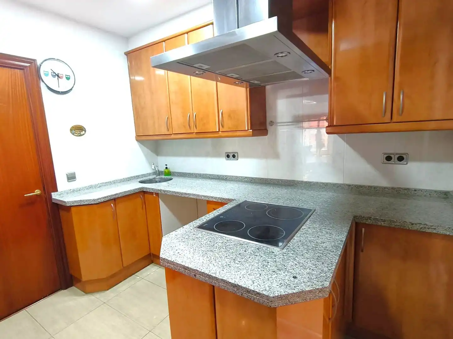 Kitchen of Flat for sale in Valls  with Heating, Terrace and Storage room