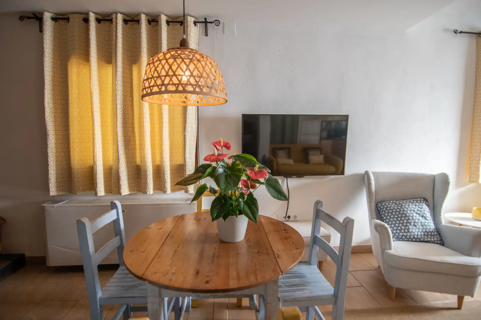 Menjador de Finca rústica en venda en Deltebre amb Aire condicionat, Jardí privat i Terrassa