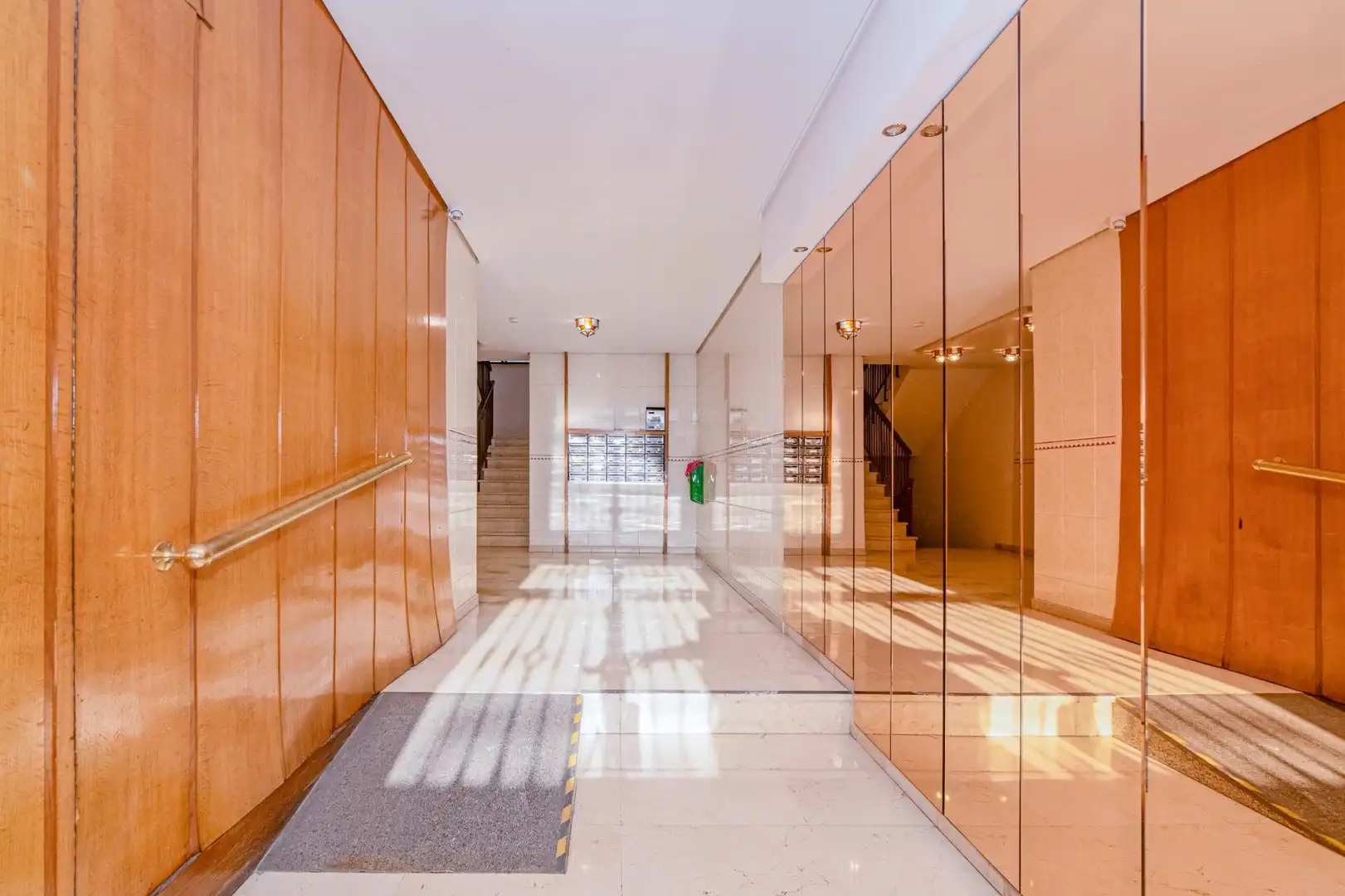 Piso en venta en Granada con Aire acondicionado, Terraza y Amueblado