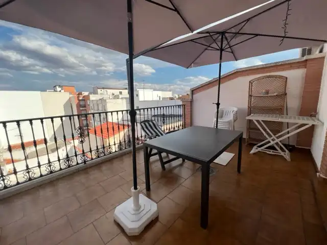 Terrassa de Àtic de lloguer en Puertollano amb Aire condicionat, Calefacció i Terrassa