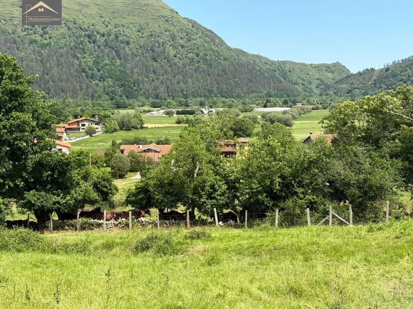 Residencial en venda en Ruente