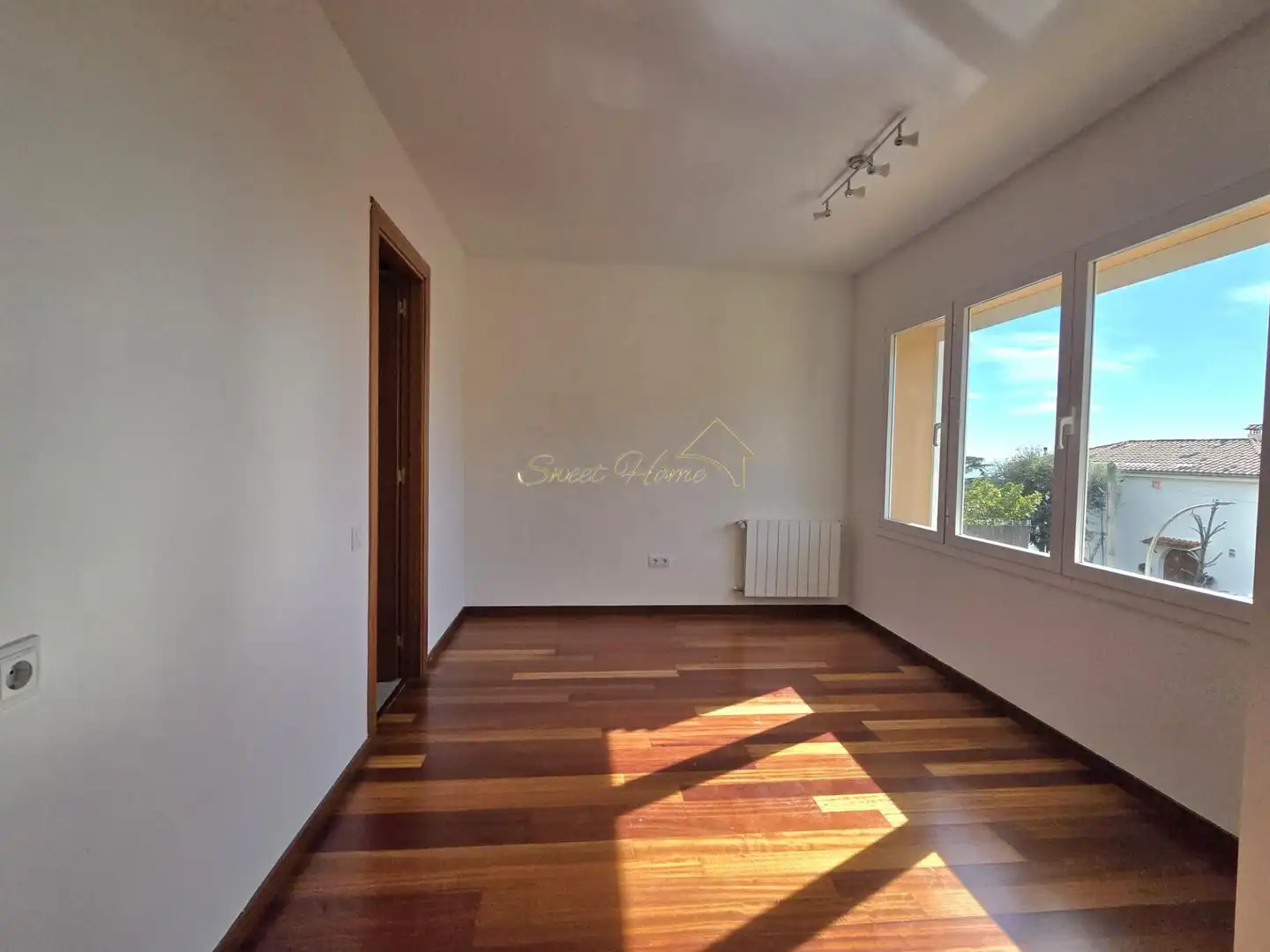 Sala d'estar de Casa o xalet en venda en Vilassar de Dalt amb Aire condicionat, Calefacció i Jardí privat