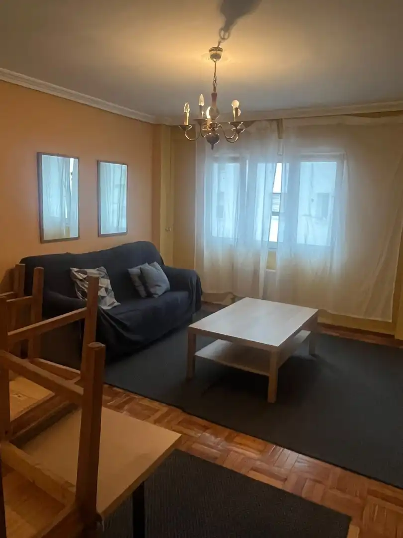 Flat for rent in Oviedo - CL SAN PEDRO MESTALLON, 8, Santo Domingo - El Campillín