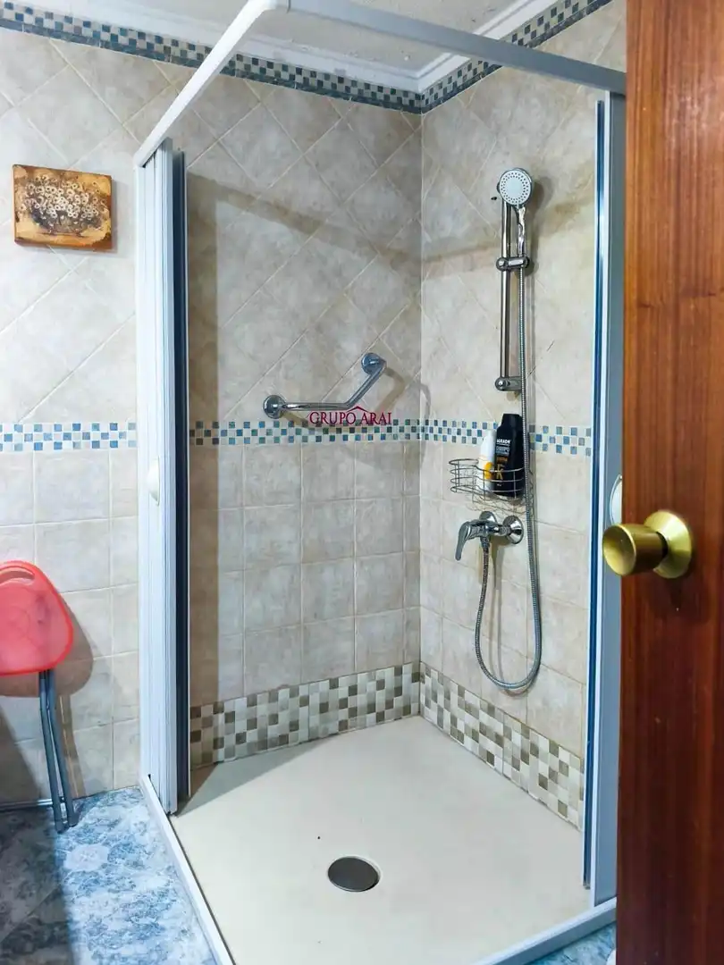Baño de Piso en venta en Villena