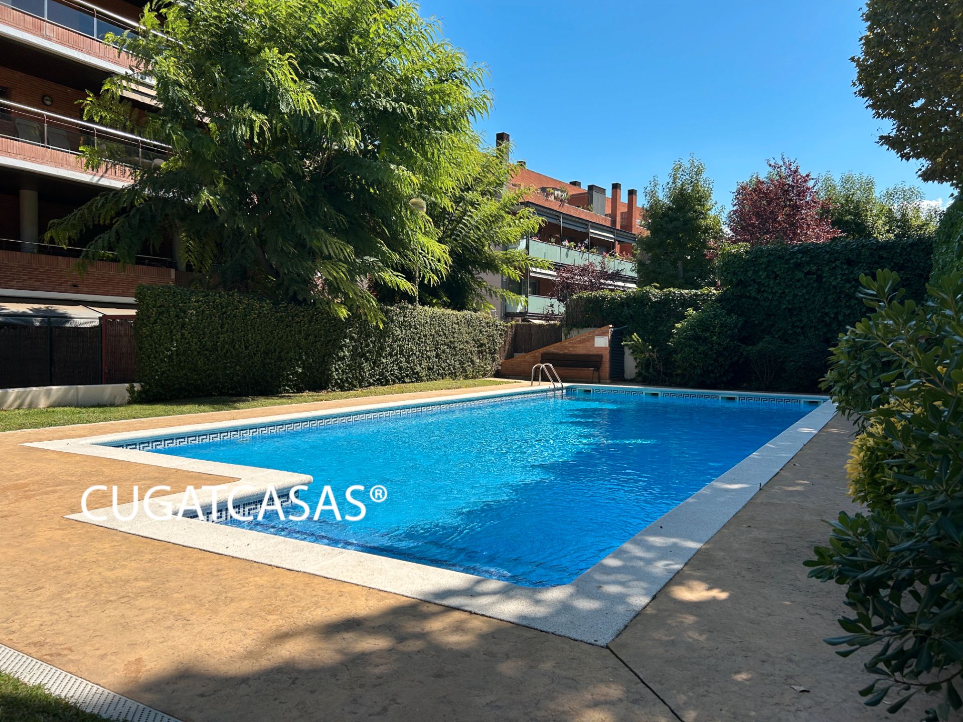 Swimming pool of Flat for sale in Sant Cugat del Vallès  with Air Conditioner, Heating and Parquet flooring