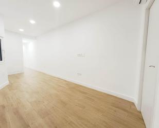 Flat to rent in  Madrid Capital  with Air Conditioner