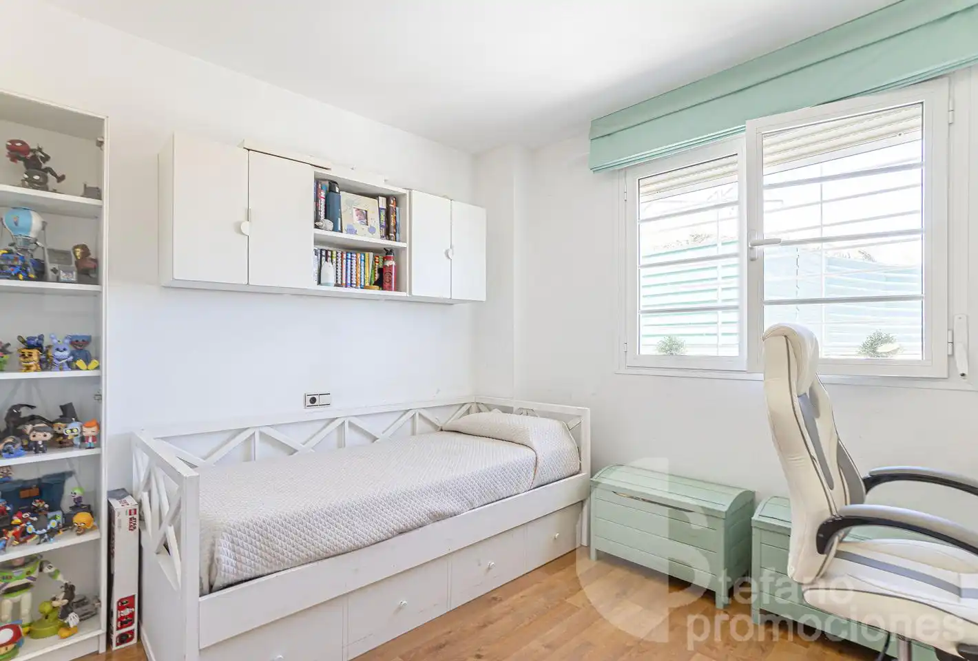 Habitación de Casa adosada en venta en Málaga con Aire acondicionado, Jardín privado y Terraza