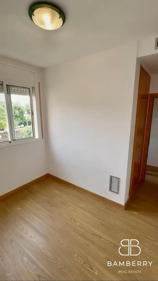 Bedroom of Flat for sale in Castelldefels  with Parquet flooring and Community pool