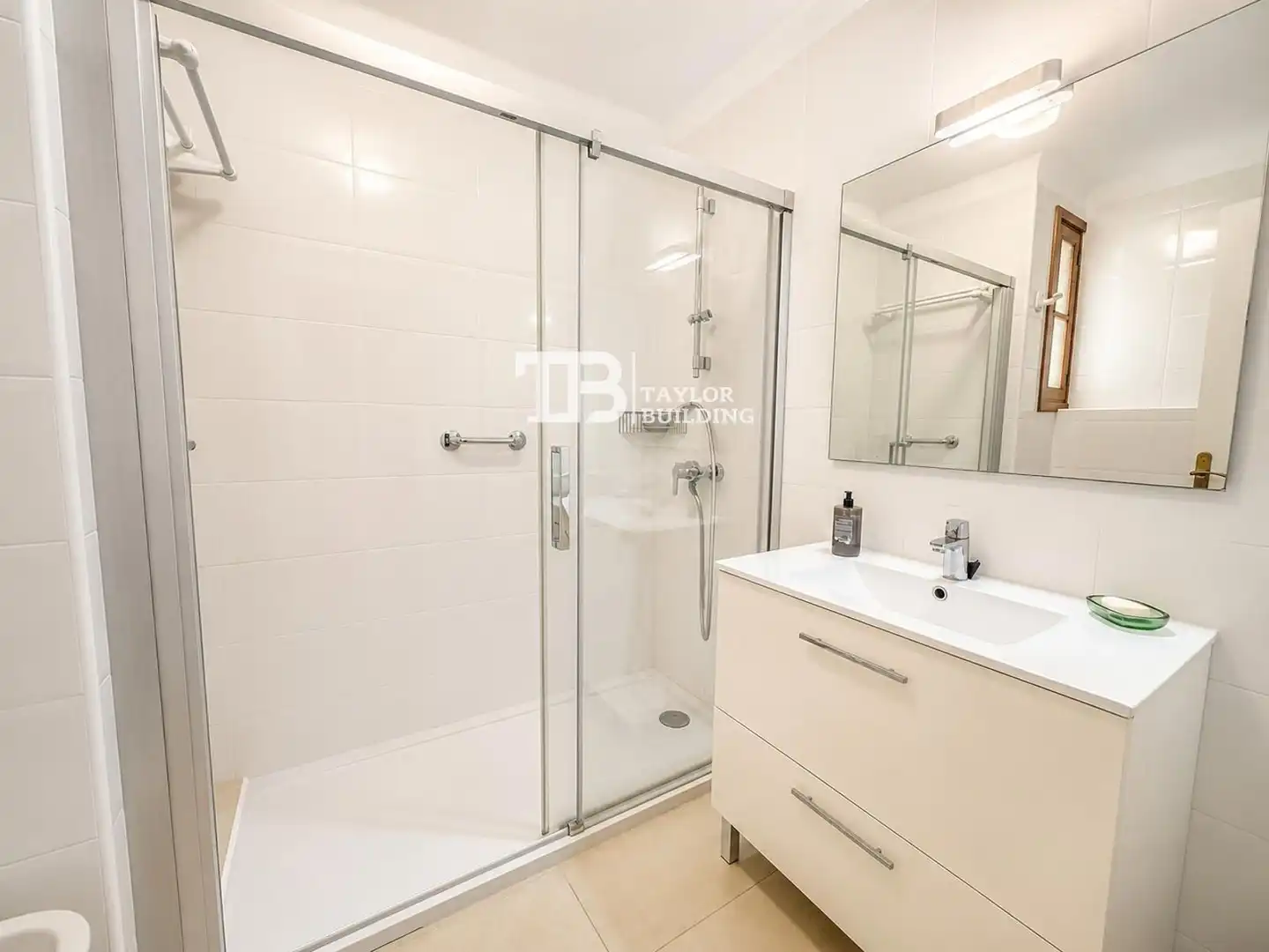 Bany de Casa o xalet en venda en Calvià amb Jardí privat, Terrassa i Traster