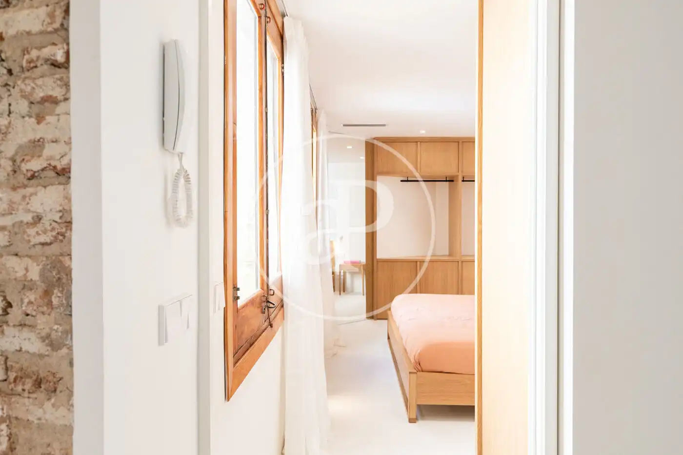 Piso en venta en Barcelona con Calefacción, Amueblado y Balcón