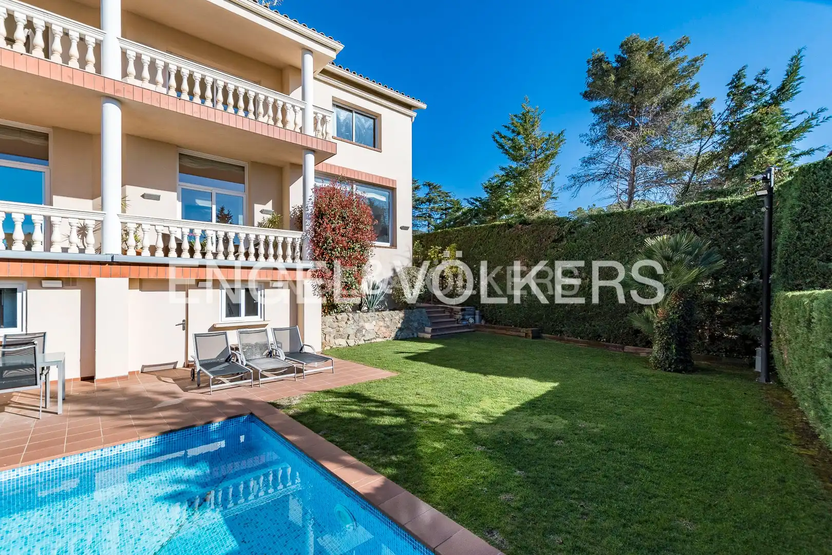 Vista exterior de Casa o xalet en venda en Cabrils amb Aire condicionat, Calefacció i Parquet