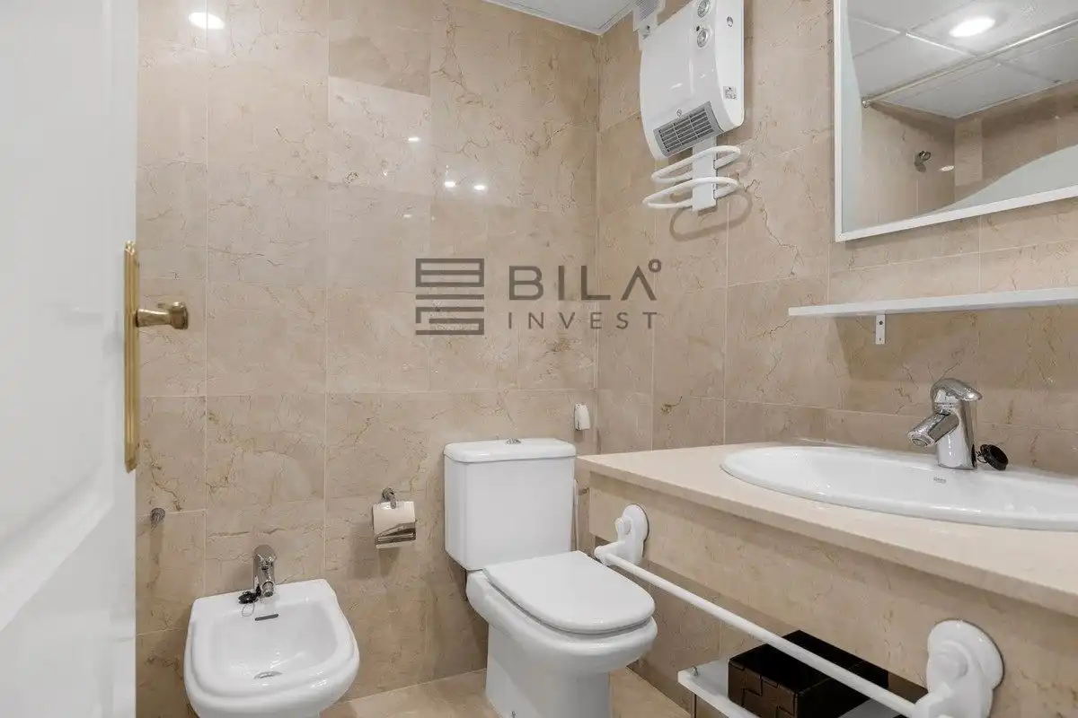 Flat with pool for sale in Marina de Torrequebrada, imagen 15
