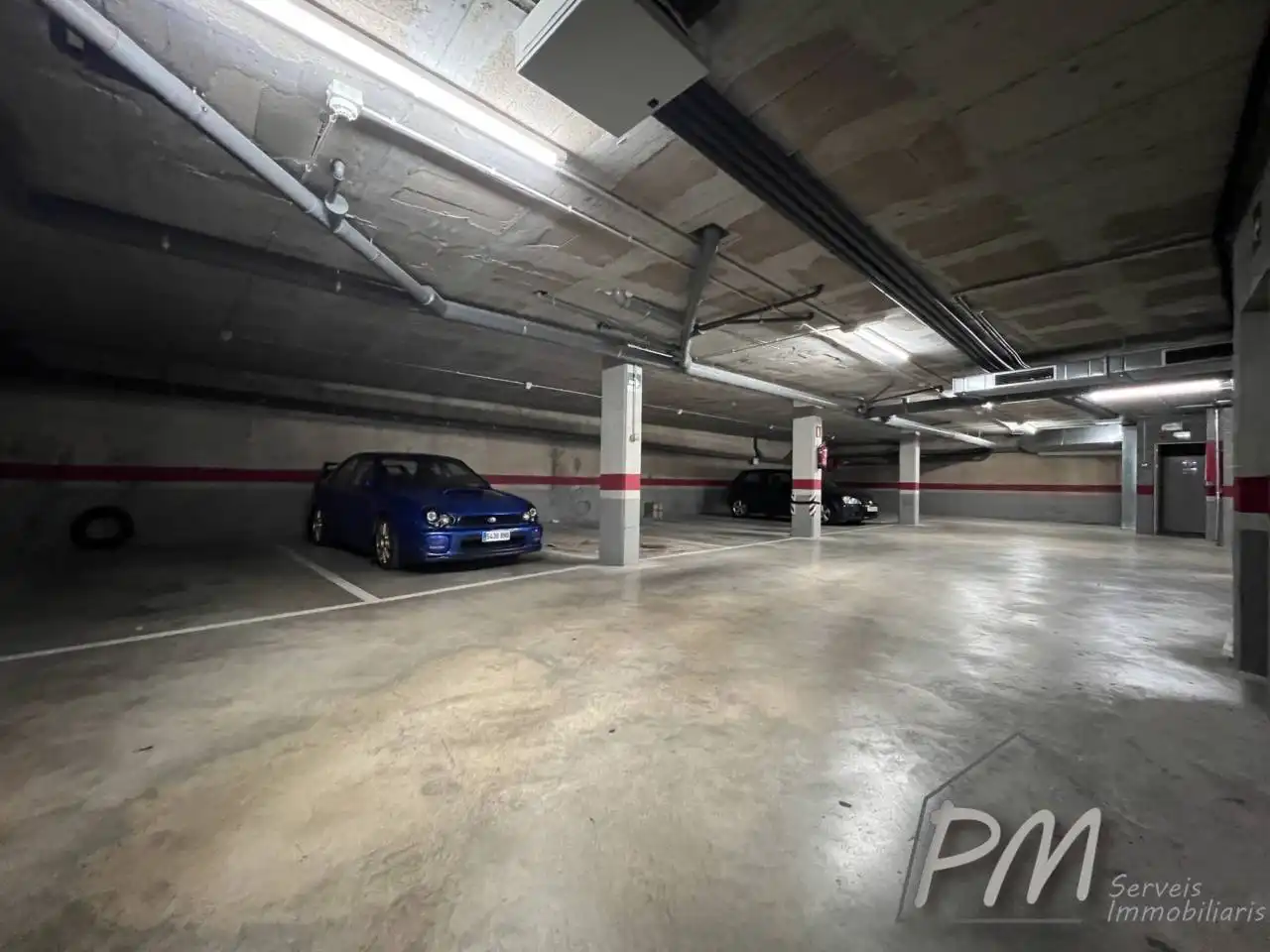 Parking of Garage for rent in Girona