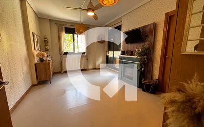 Living room of Planta baja for sale in Terrassa  with Heating, Terrace and Oven