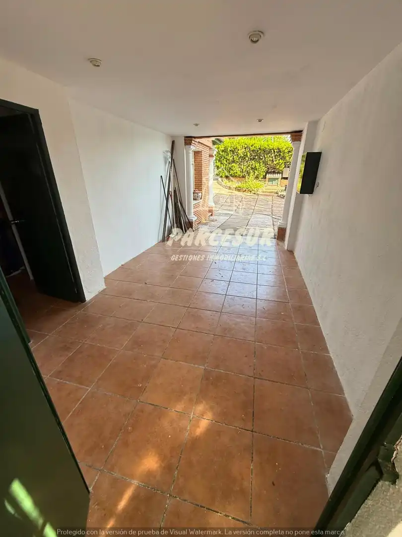 Terrassa de Finca rústica en venda en Almodóvar del Río amb Aire condicionat, Jardí privat i Terrassa
