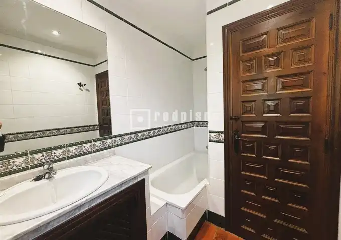 Casa o chalet en venta en El Clavín - Valdeluz