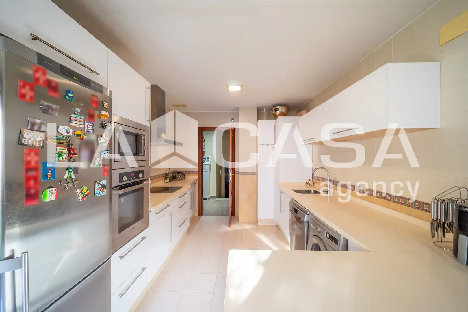 Cocina de Casa adosada en venta en Dos Hermanas con Aire acondicionado, Terraza y Trastero