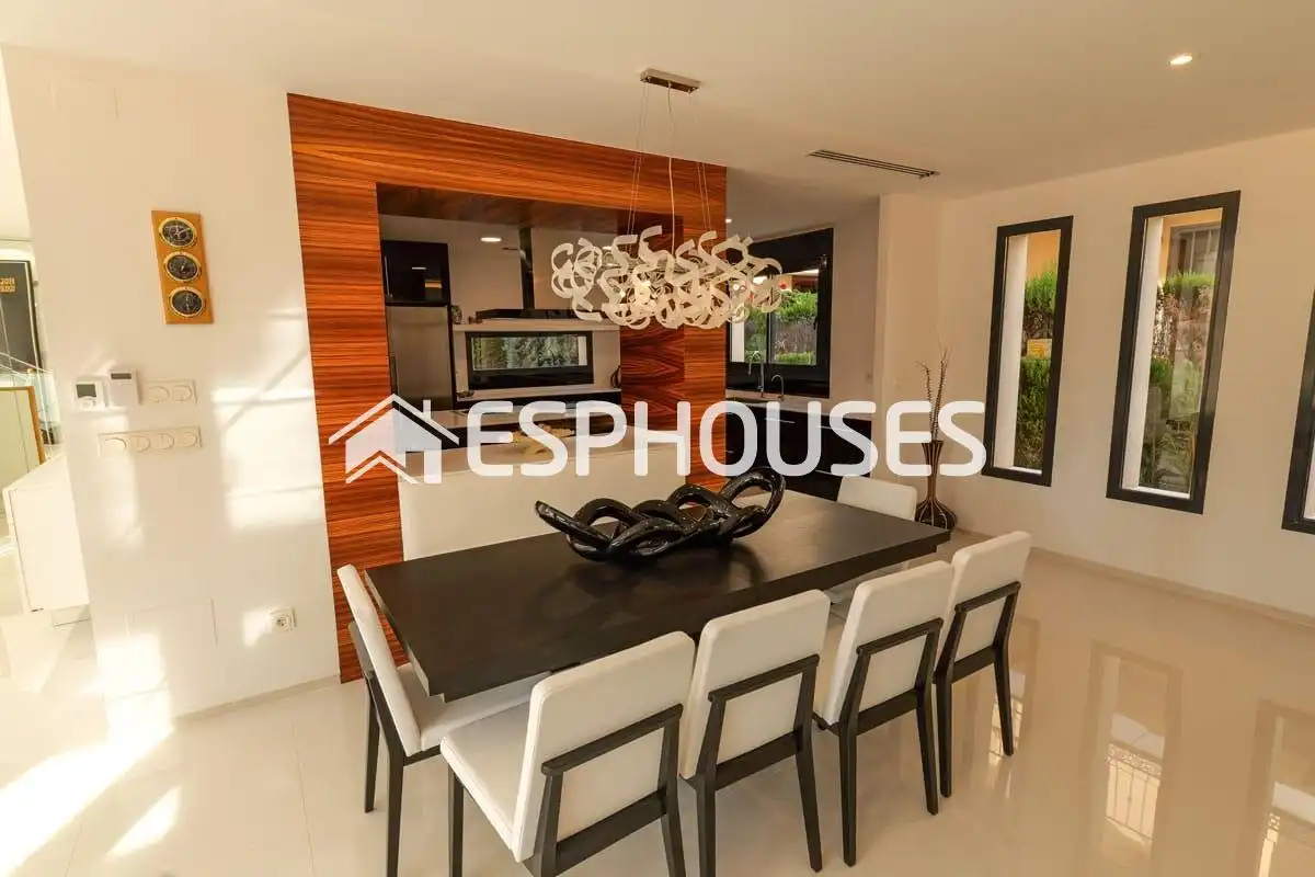 Casa con terraza en venta en Playa del Acequión, Náufragos y Rocío del Mar, imagen 3