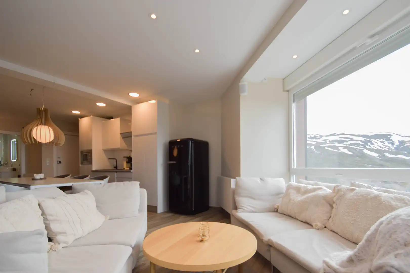 Sala de estar de Piso en venta en Sierra Nevada con Calefacción, Terraza y Amueblado