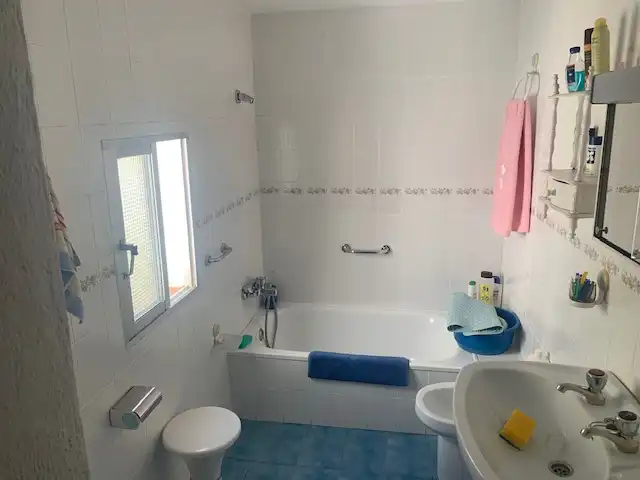 Baño de Casa o chalet en venta en Benaocaz con Calefacción, Amueblado y Lavadora
