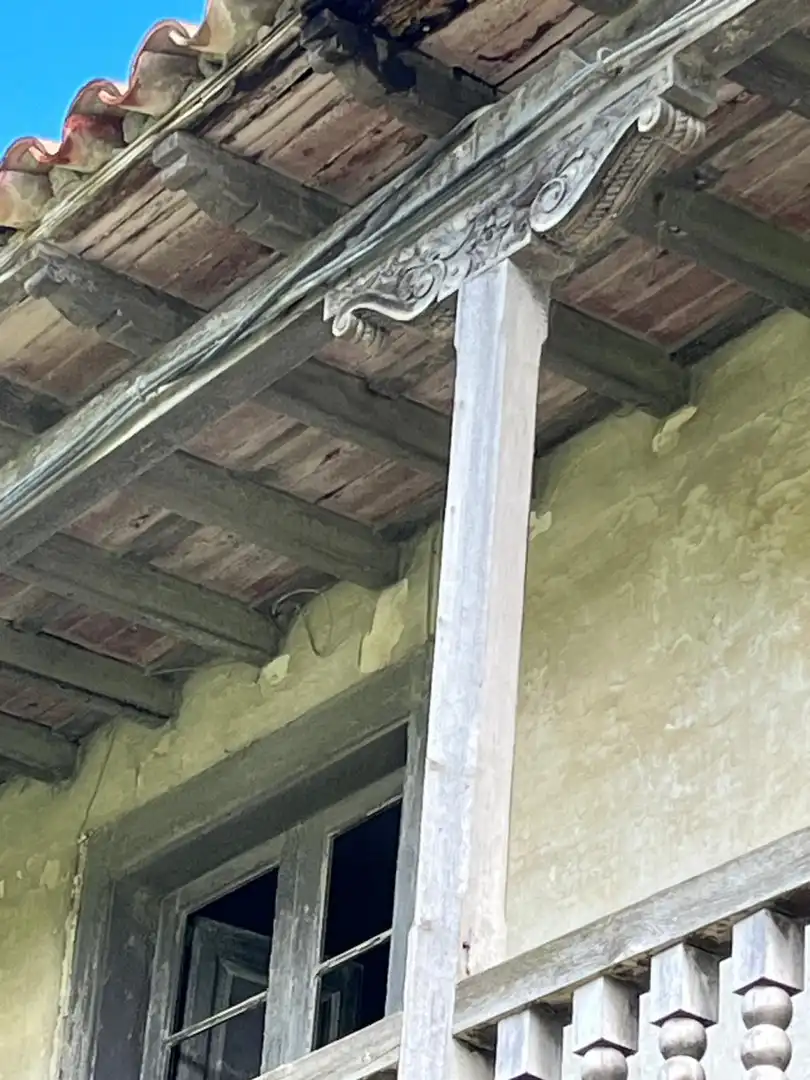 Vista exterior de Casa o xalet en venda en San Felices de Buelna