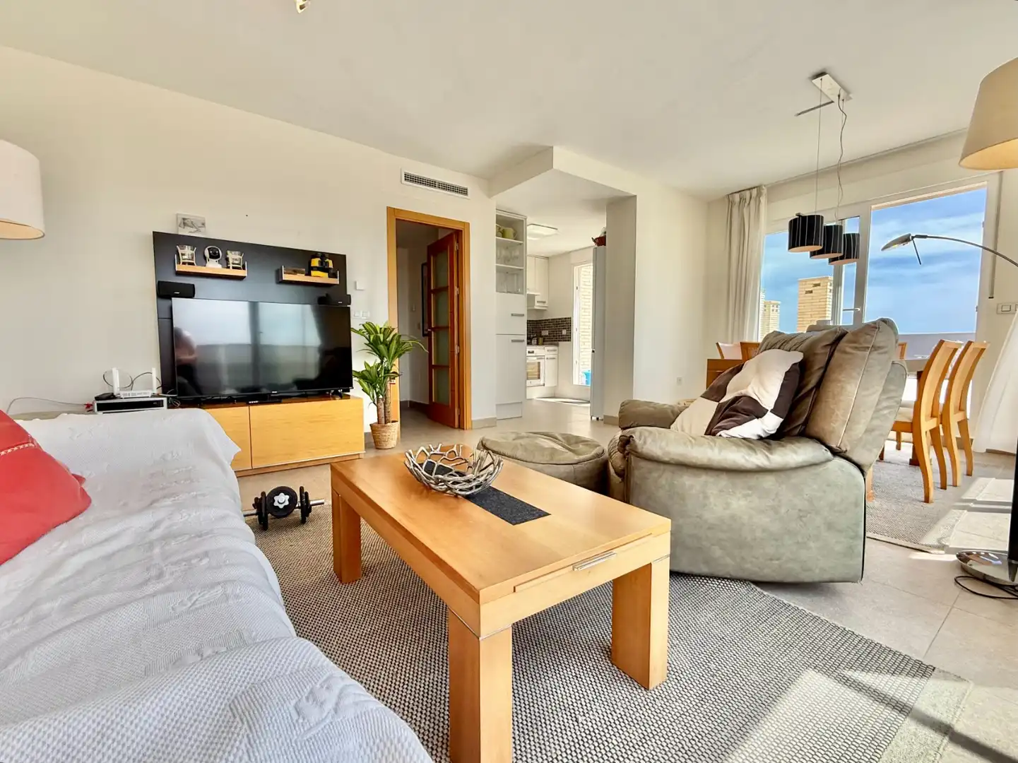 Sala de estar de Ático en venta en La Manga del Mar Menor con Aire acondicionado, Terraza y Trastero